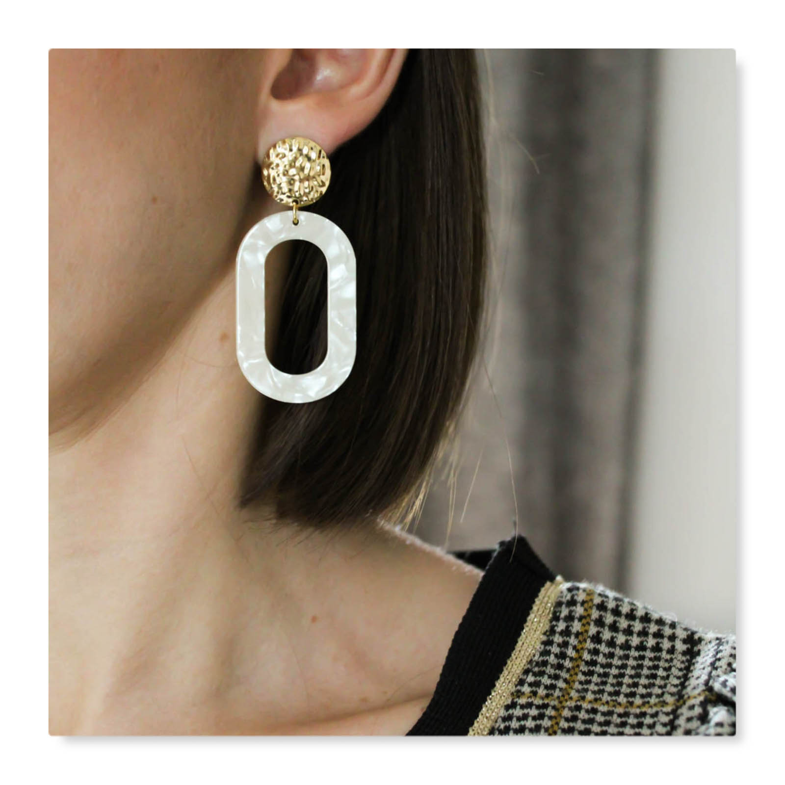 boucles d'oreilles résine