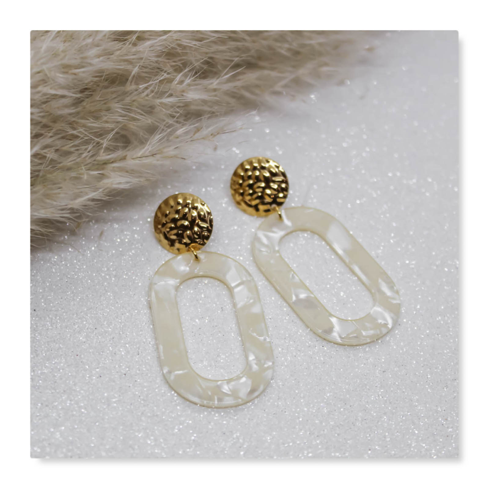 boucles d'oreilles résine