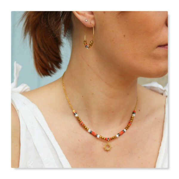collier orange