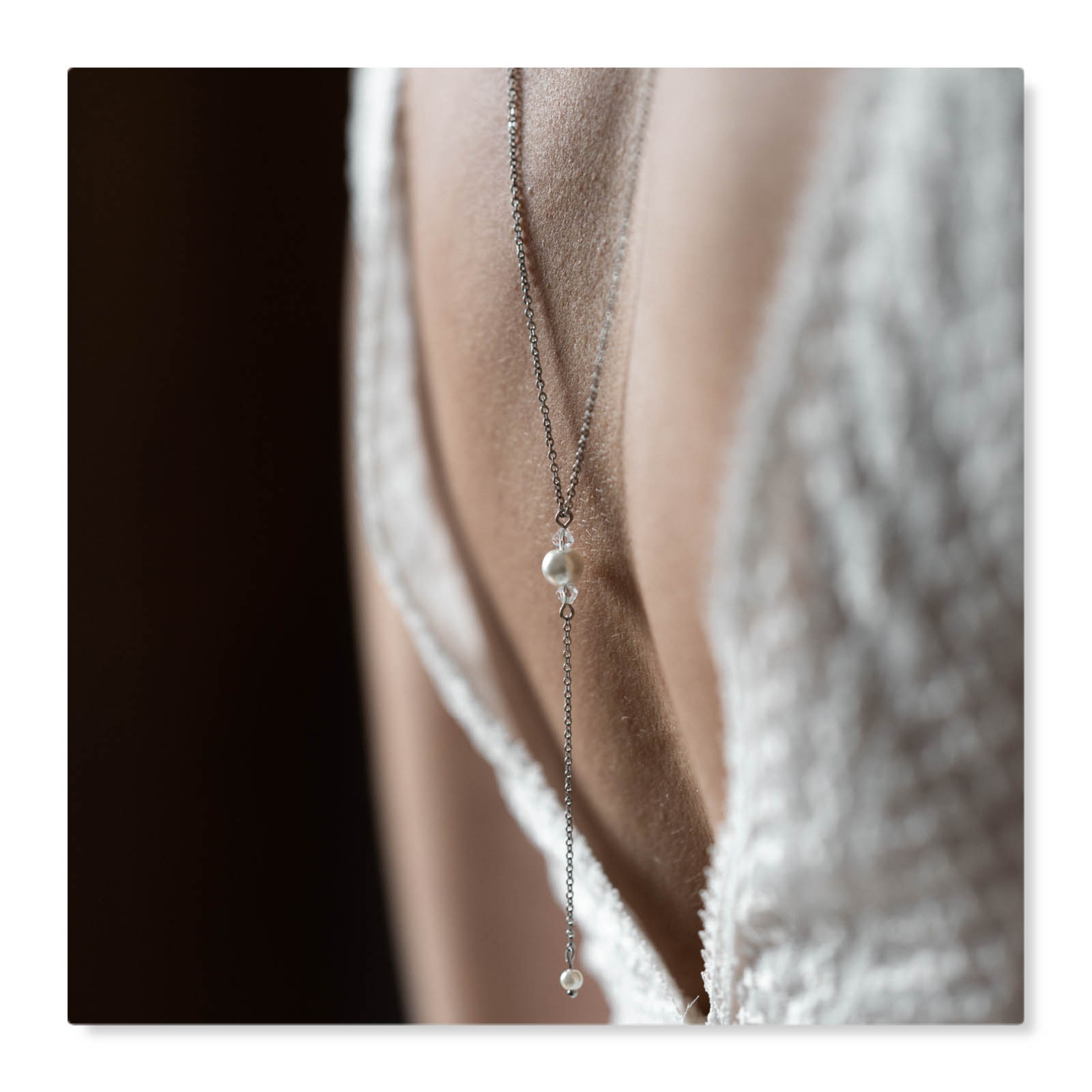 bijou de dos chic mariage