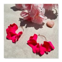 boucles d'oreilles créoles pétales de fleurs roses
