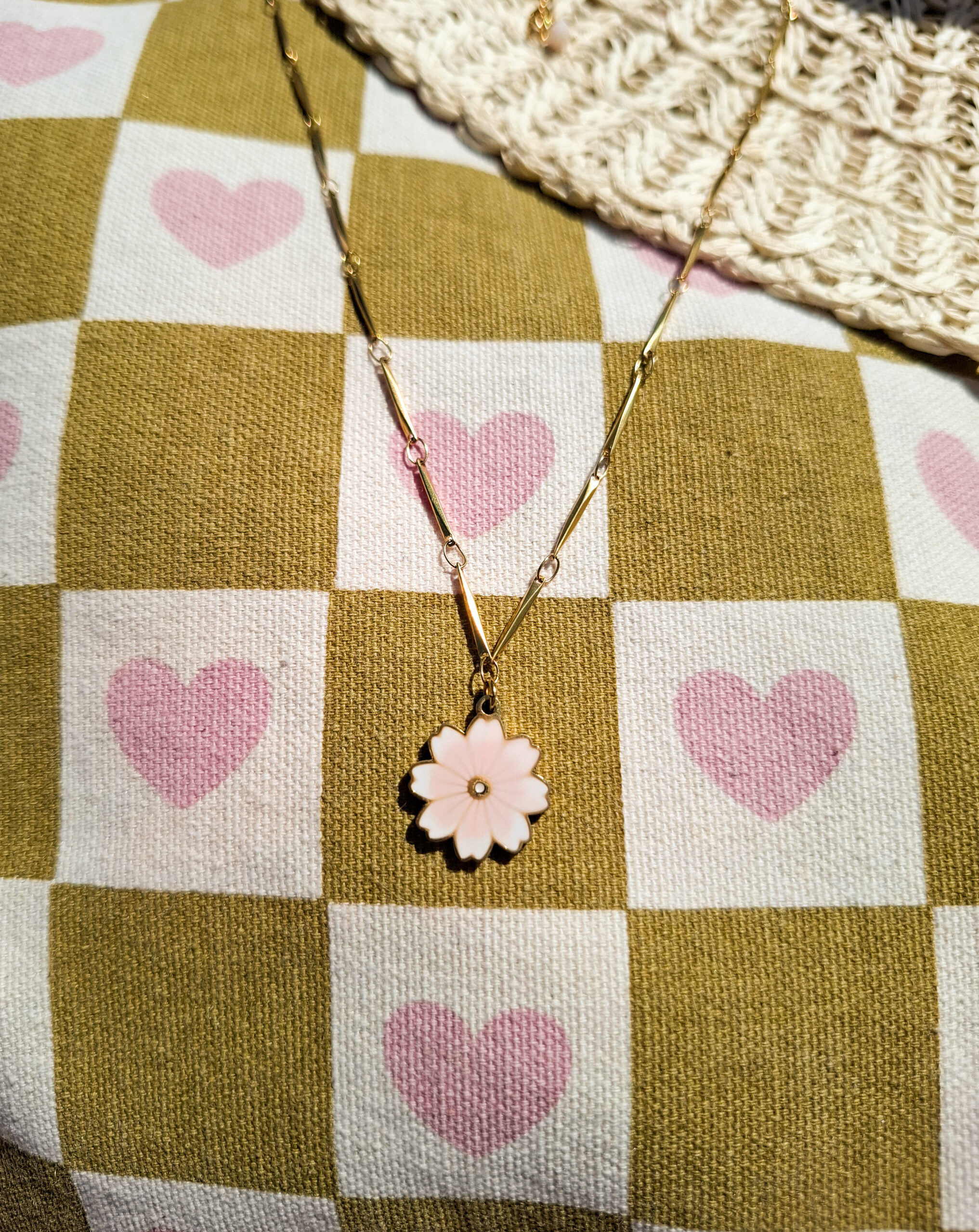 collier fleur de cerisier