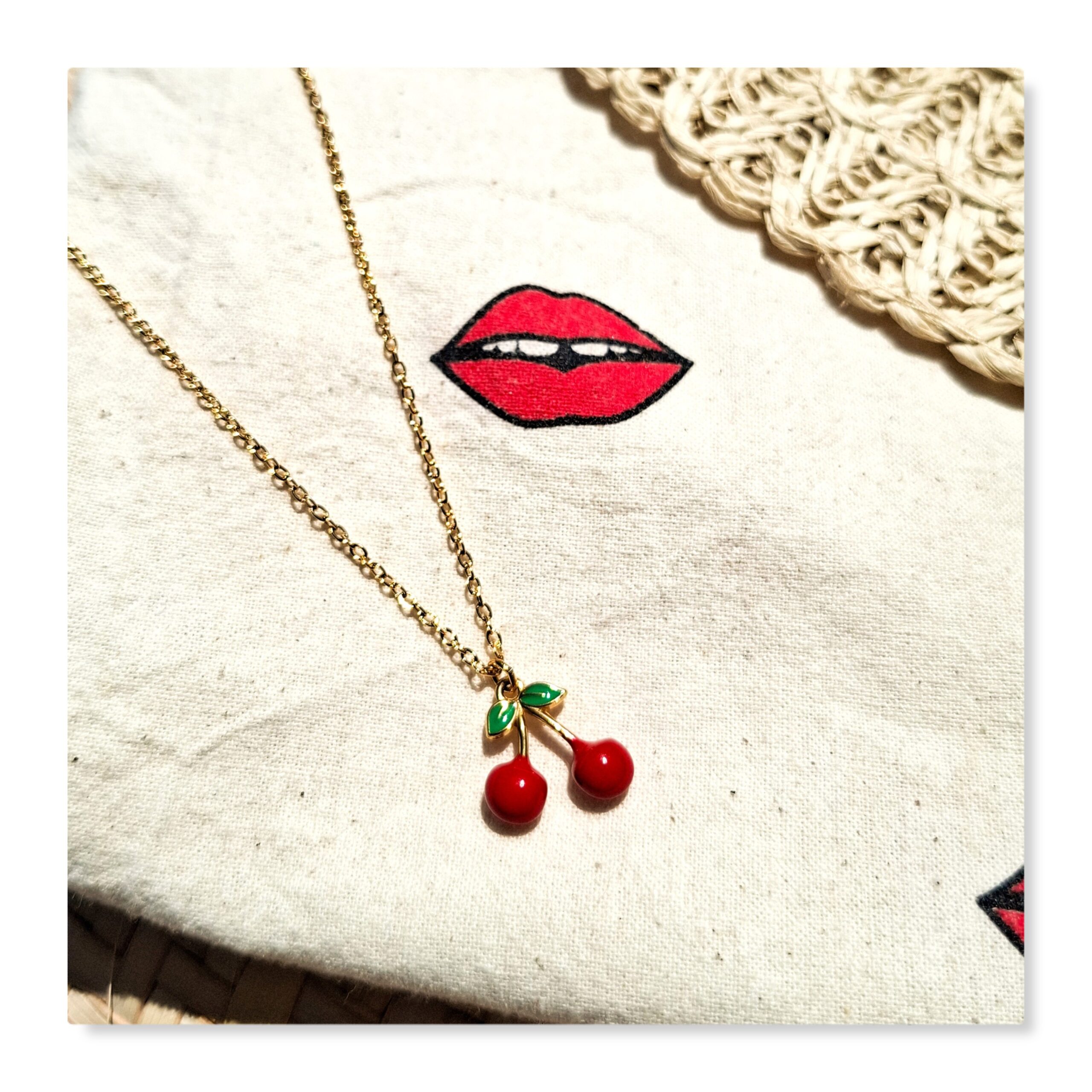 Collier cerise envie de le croquer